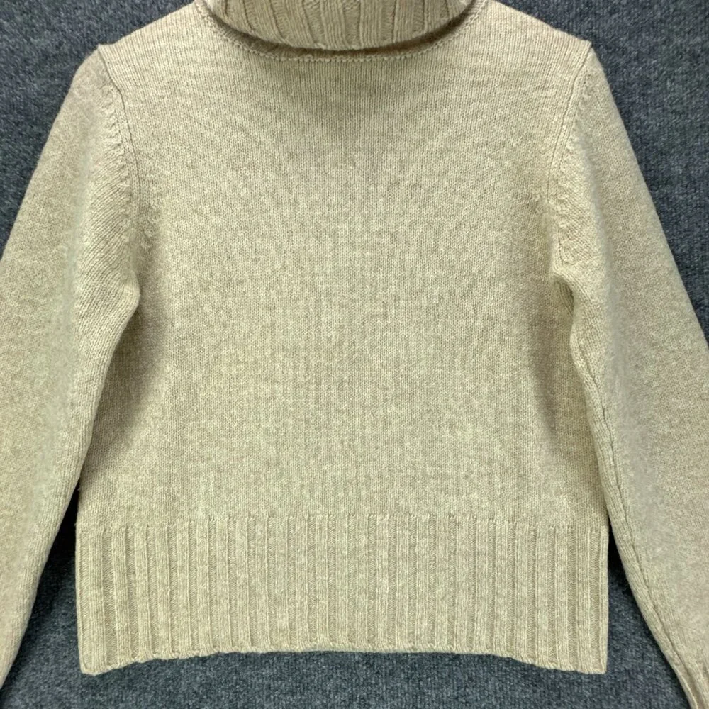 **SOLD**Vtg J Crew Sweater Womens Large Wool Turtleneck Cropped Beige - Picture 3 of 15